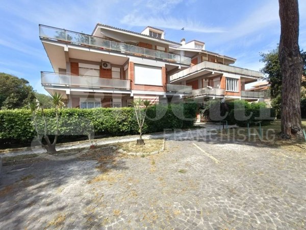 appartamento in vendita ad Anzio in zona Mare