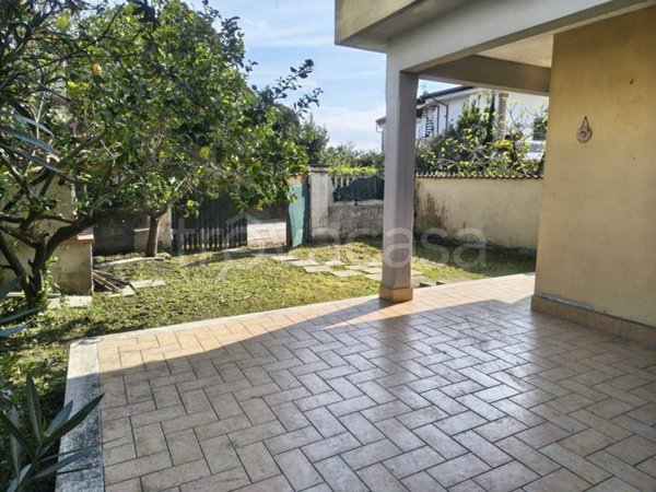 casa indipendente in vendita ad Anzio