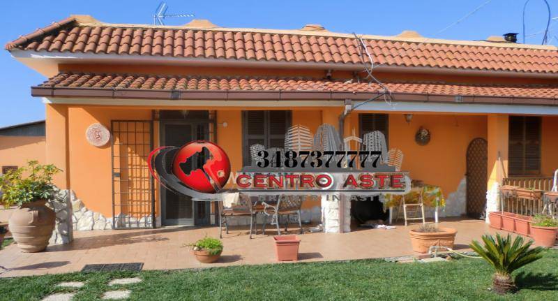casa indipendente in vendita ad Anzio