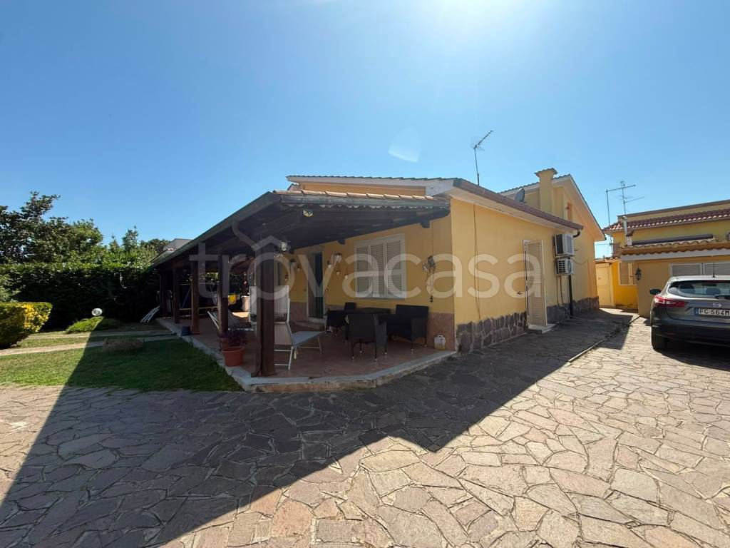 casa indipendente in vendita ad Anzio