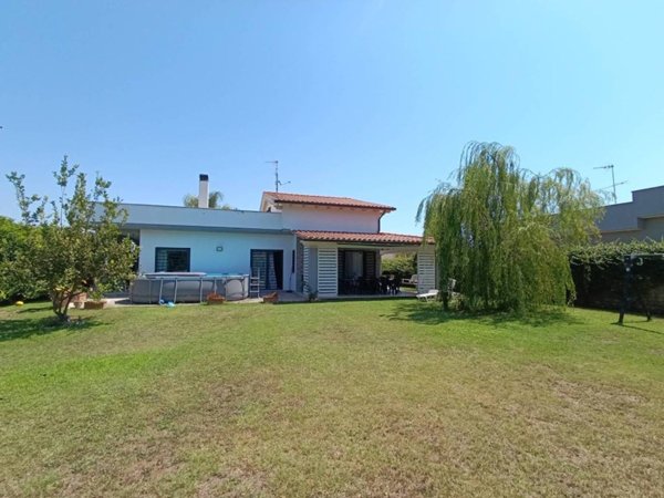 casa indipendente in vendita ad Anzio