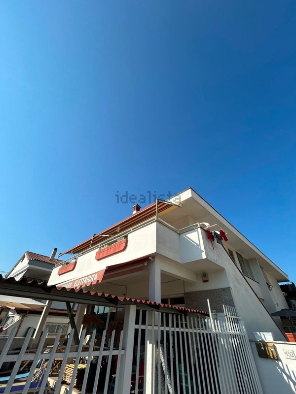 appartamento in vendita ad Anzio in zona Mare
