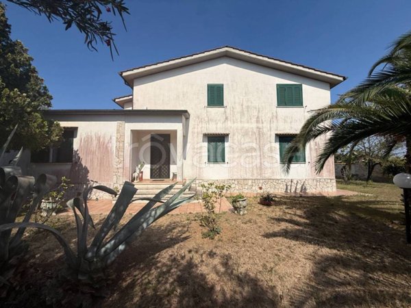 casa indipendente in vendita ad Anzio
