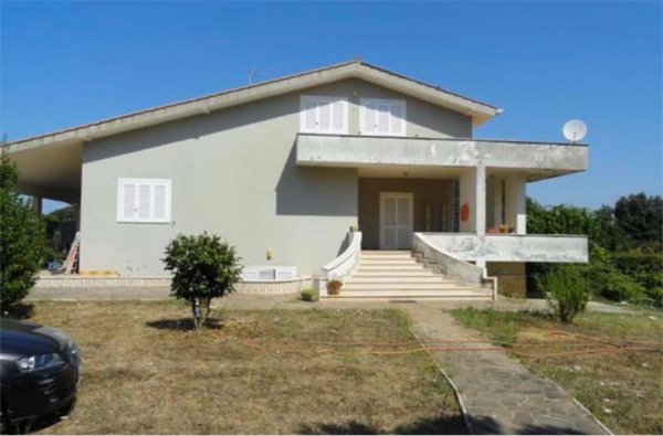 casa indipendente in vendita ad Anzio
