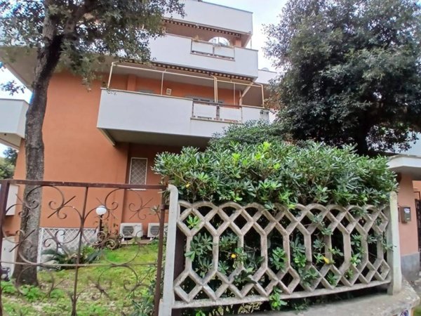 appartamento in vendita ad Anzio in zona Mare