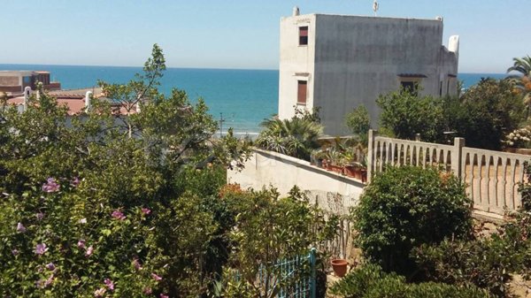 appartamento in vendita ad Anzio in zona Mare
