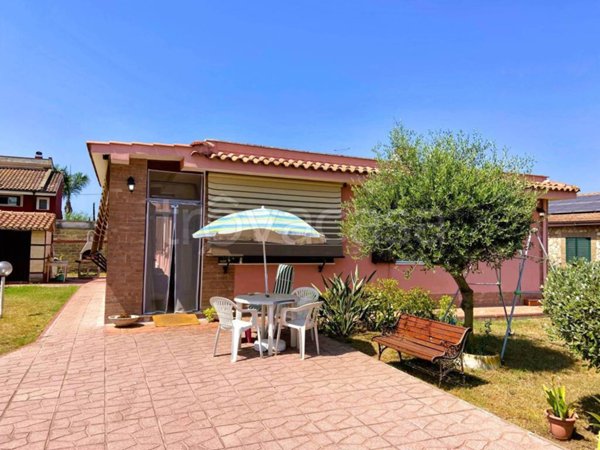 casa indipendente in vendita ad Anzio