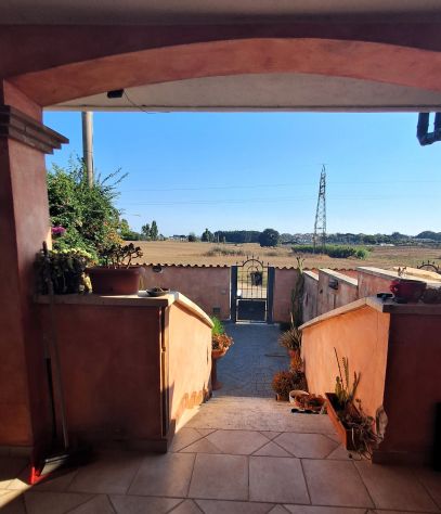 casa indipendente in vendita ad Anzio in zona Stazione