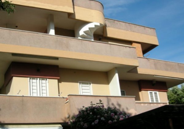 appartamento in vendita ad Anzio in zona Mare
