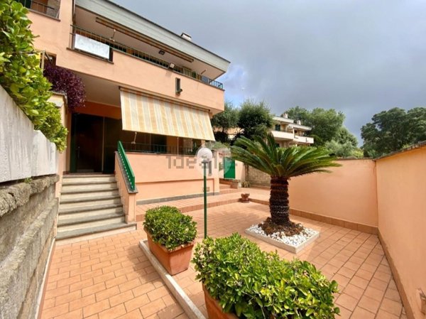 casa indipendente in vendita ad Anzio in zona Villa Claudia
