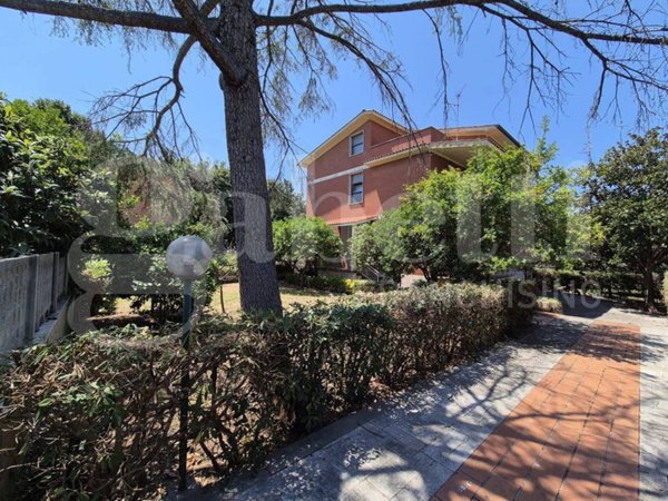casa indipendente in vendita ad Anzio