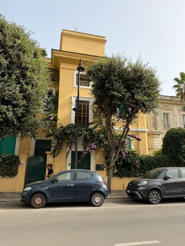 appartamento in vendita ad Anzio in zona Mare