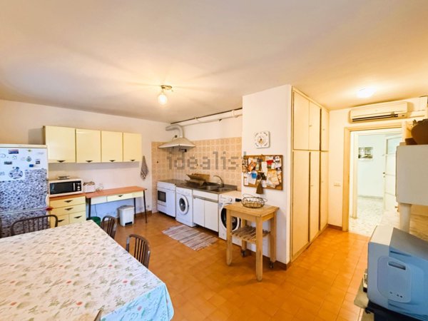 casa indipendente in vendita ad Anzio in zona Cincinnato
