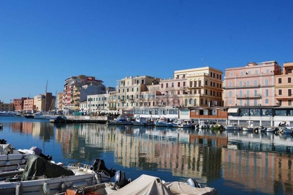 terreno edificabile in vendita ad Anzio in zona Villa Claudia