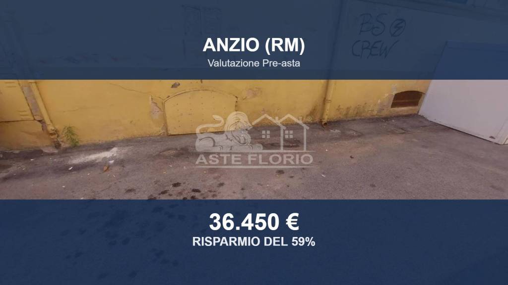 locale commerciale in vendita ad Anzio