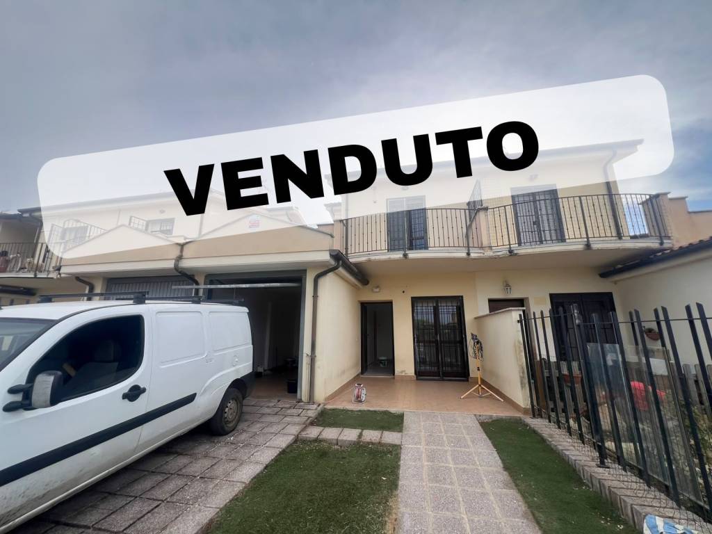 casa indipendente in vendita ad Anzio