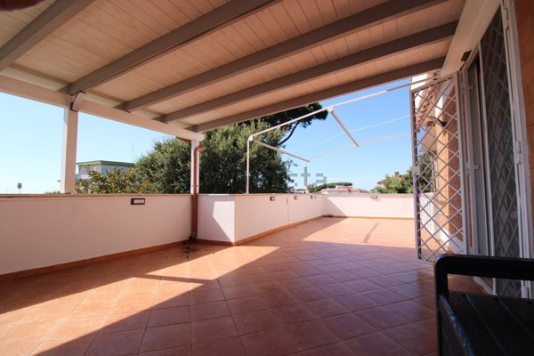 appartamento in vendita ad Anzio in zona Mare