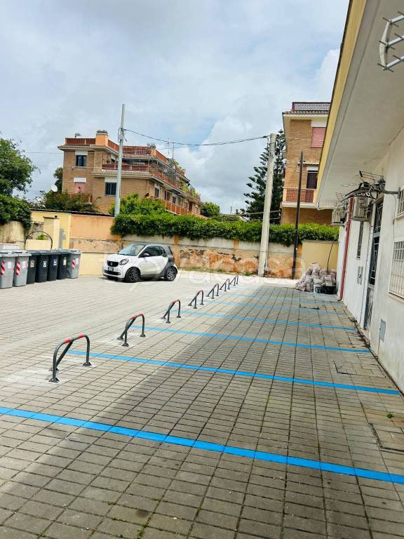 box auto in vendita ad Anzio in zona Cincinnato