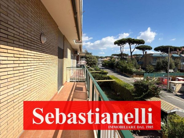 appartamento in vendita ad Anzio in zona Mare