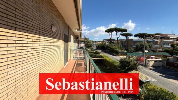 appartamento in vendita ad Anzio in zona Mare