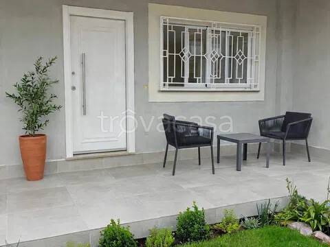 casa indipendente in vendita ad Anzio in zona Mare