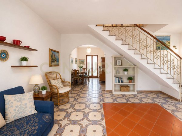 casa indipendente in vendita ad Anzio