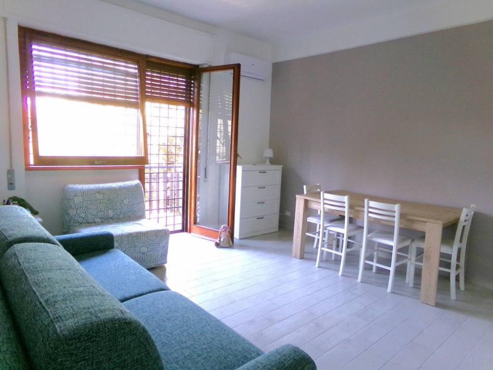 appartamento in vendita ad Anzio in zona Mare