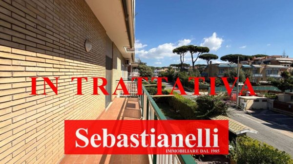 appartamento in vendita ad Anzio in zona Mare