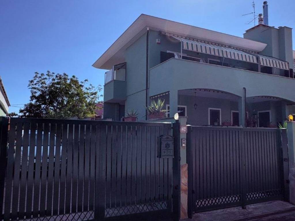 appartamento in vendita ad Anzio in zona Stazione