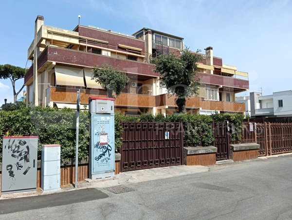 appartamento in vendita ad Anzio in zona Mare