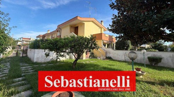 appartamento in vendita ad Anzio in zona Mare