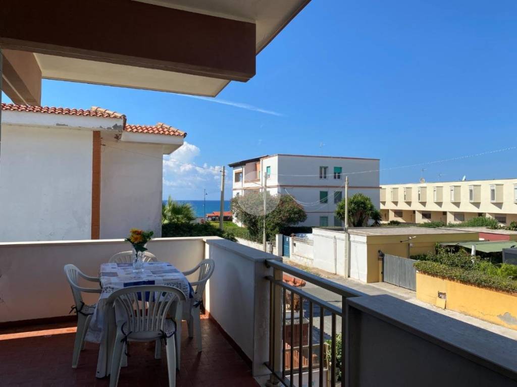 appartamento in vendita ad Anzio in zona Anzio Colonia