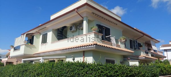 appartamento in vendita ad Anzio in zona Villa Claudia