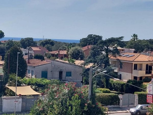 appartamento in vendita ad Anzio in zona Cincinnato