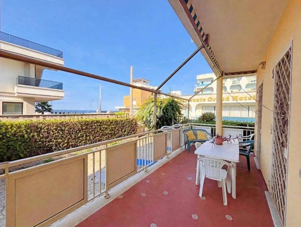 appartamento in vendita ad Anzio in zona Anzio Colonia