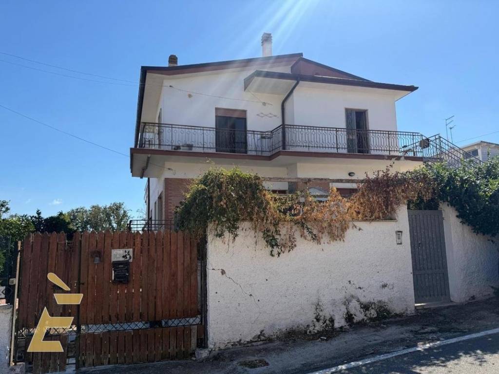 appartamento in vendita ad Anzio in zona Lido dei Pini