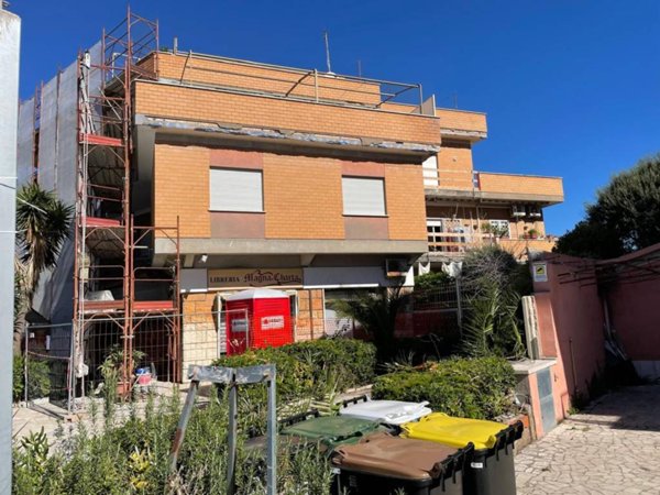 appartamento in vendita ad Anzio in zona Mare