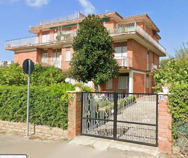 appartamento in vendita ad Anzio in zona Mare