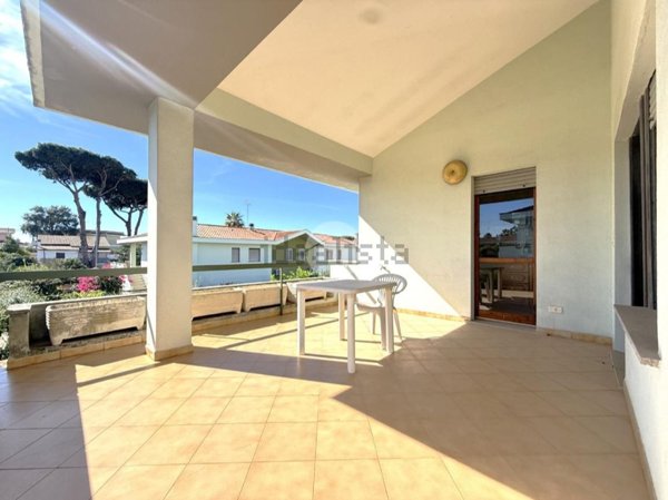 appartamento in vendita ad Anzio in zona Villa Claudia