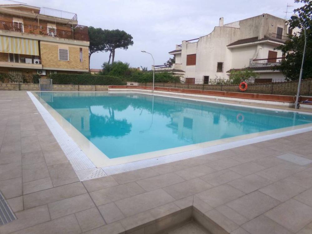 appartamento in vendita ad Anzio in zona Mare