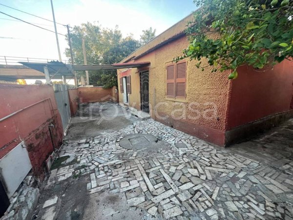 casa indipendente in vendita ad Anzio in zona Mare
