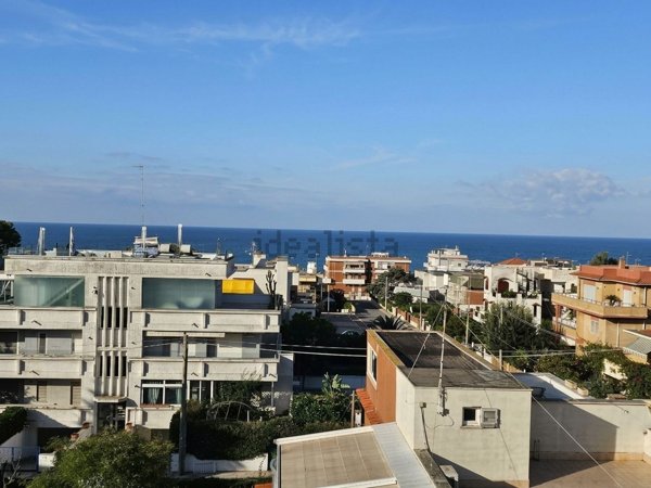 appartamento in vendita ad Anzio in zona Cincinnato