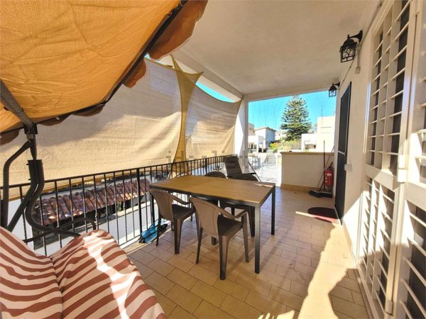 casa indipendente in vendita ad Anzio in zona Marechiaro
