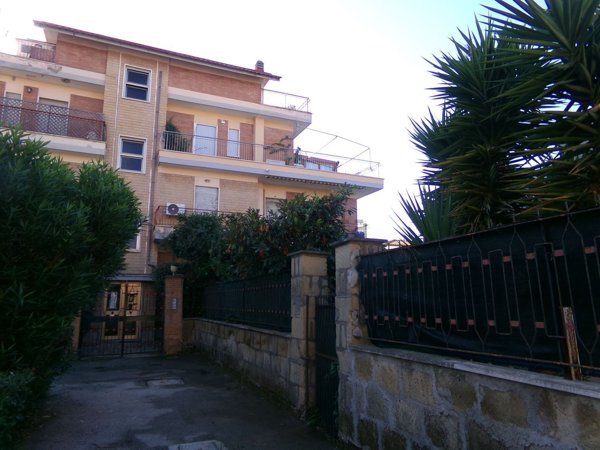 appartamento in vendita ad Anzio in zona Mare
