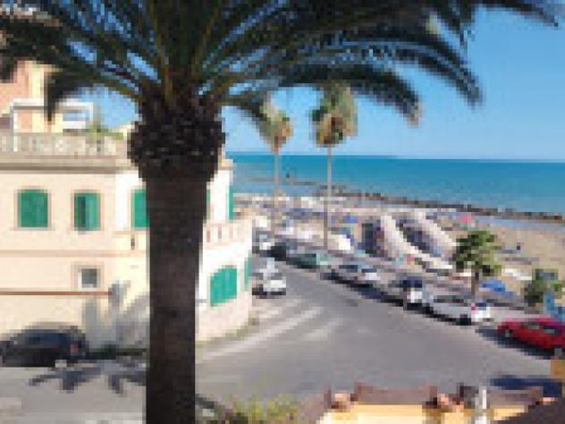 appartamento in vendita ad Anzio in zona Mare