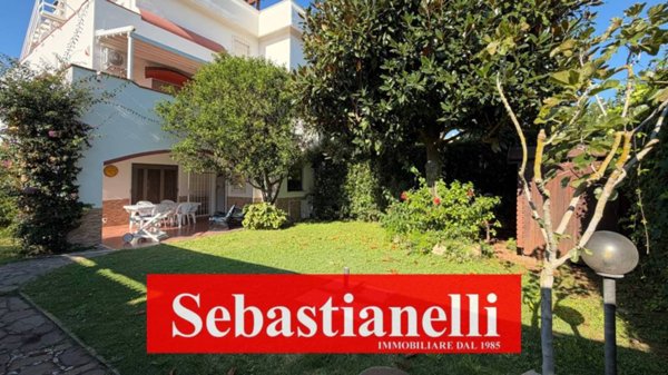 appartamento in vendita ad Anzio in zona Mare