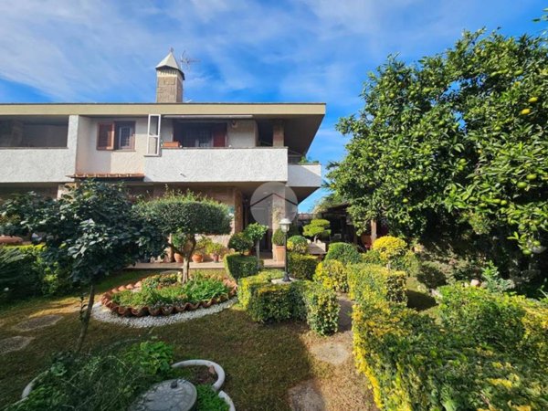 casa indipendente in vendita ad Anzio