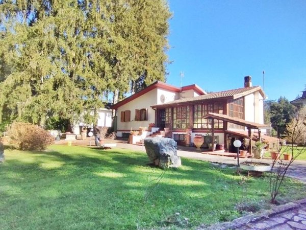 casa indipendente in vendita ad Arcinazzo Romano in zona Altipiani di Arcinazzo