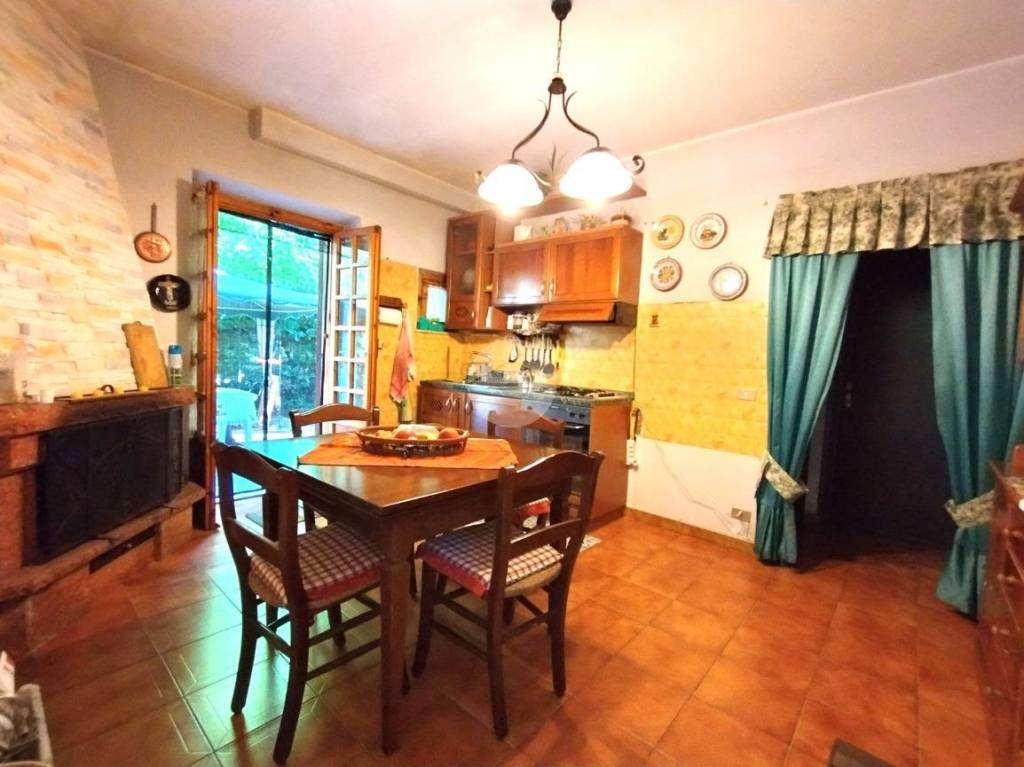 appartamento in vendita ad Arcinazzo Romano in zona Altipiani di Arcinazzo