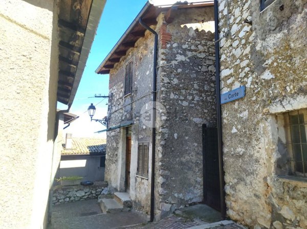 appartamento in vendita ad Arcinazzo Romano